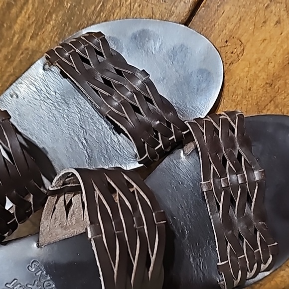 Ancient Greek Sandals - Picture 10 of 11